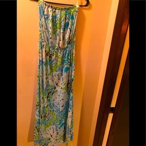 Women’s Lily Pulitzer maxi dress. Excellent condition. Worn twice. Size XS.